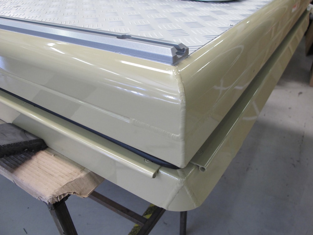 Installing Alu-Cab Pop-Top Roof on Land Cruiser Troopy