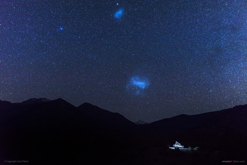 Camping under the stars in our Land Cruiser Troopy in the Elqui Valley, Chile