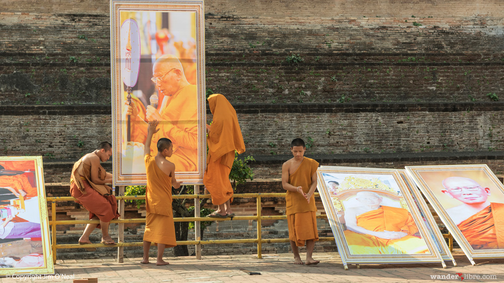 Buddhist Monks decorating Wat Chedi Luang, Chiang Mai, Thailand